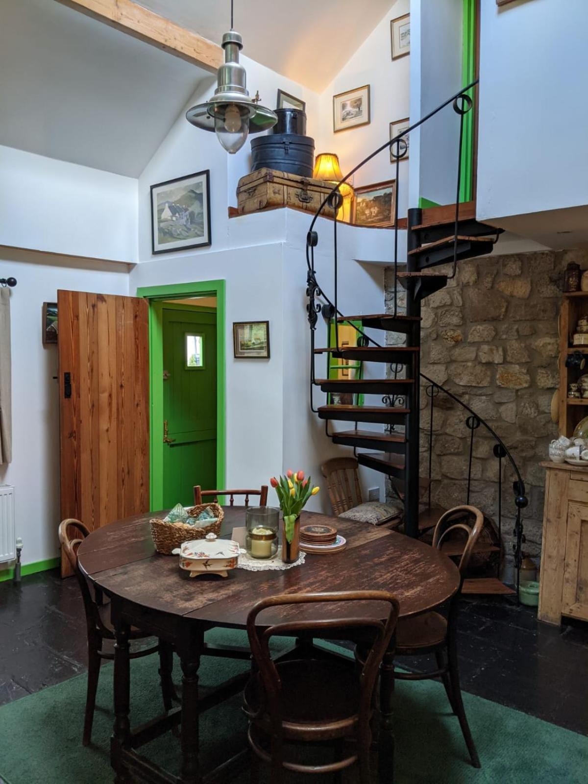 Turrock Cottage Shillelagh ภายนอก รูปภาพ