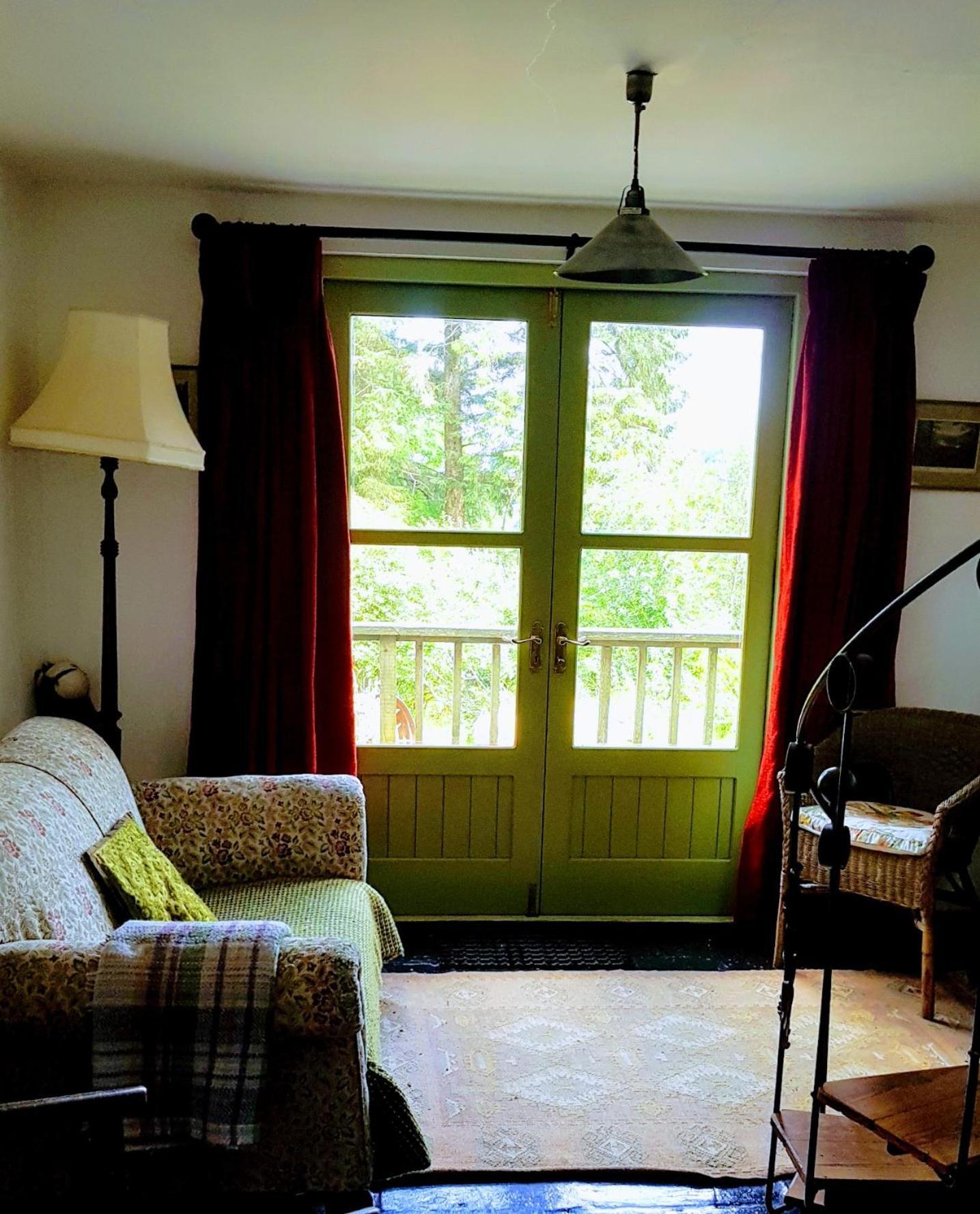 Turrock Cottage Shillelagh ภายนอก รูปภาพ