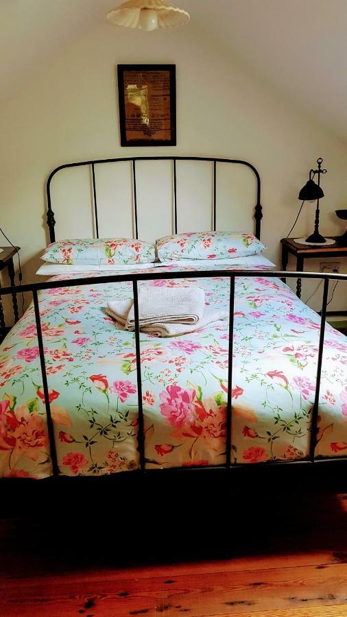 Turrock Cottage Shillelagh ภายนอก รูปภาพ